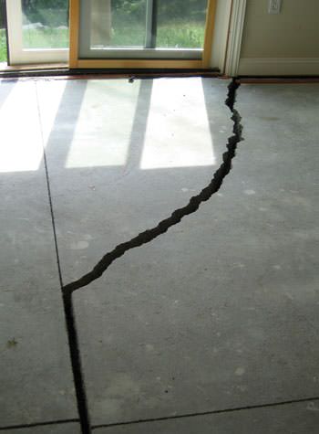 severely cracked foundation slab floor in Waynesboro
