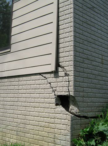 severe cracking of structural walls in Altoona